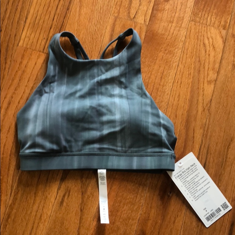 Lululemon energy bra high neck sz 4 BNWT
